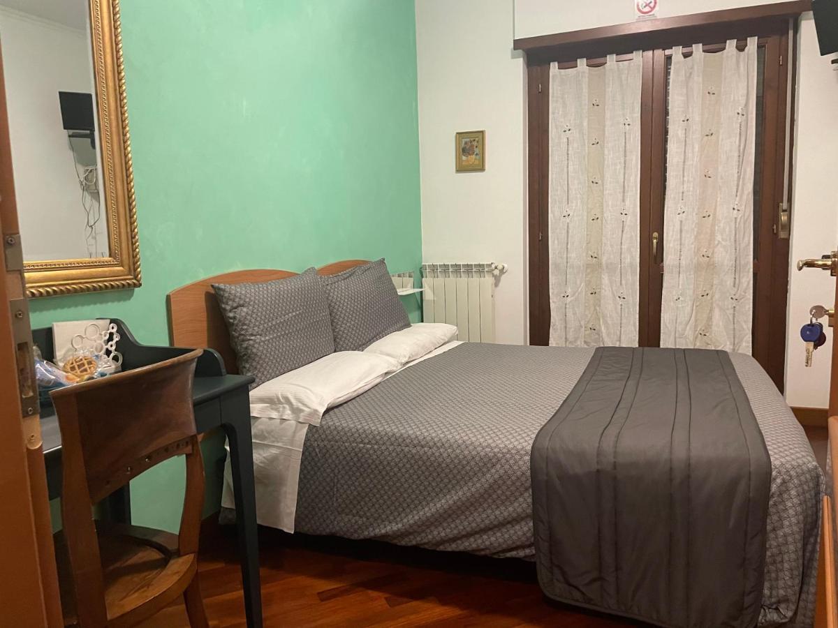 Bb Nuova Fiera Di Roma Bed and Breakfast Fiumicino Buitenkant foto